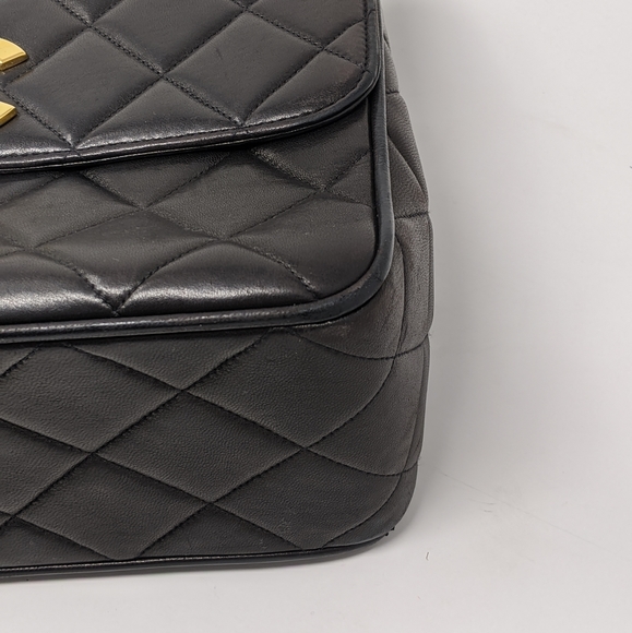 🎉HP🎉CHANEL Black Bag Quilted Flap Bag Vintage - Picture 11 of 16